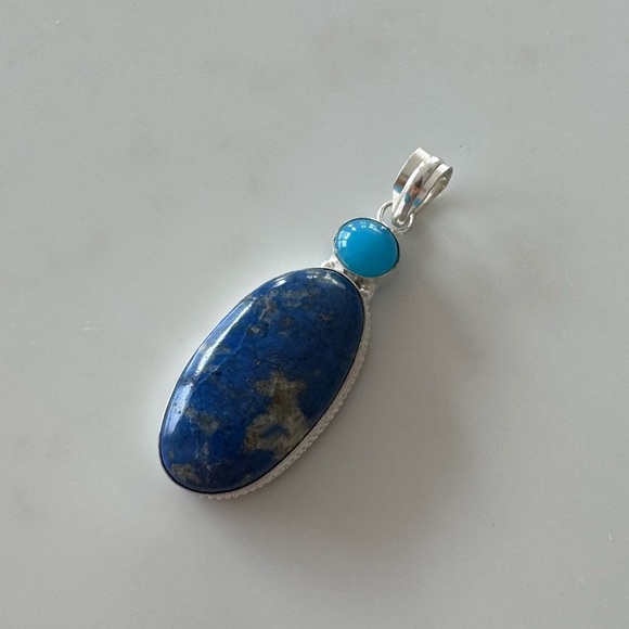NWOT Sundance Shorekeeper Pendant Blue Chalcedony Lapis Lazuli Sterling